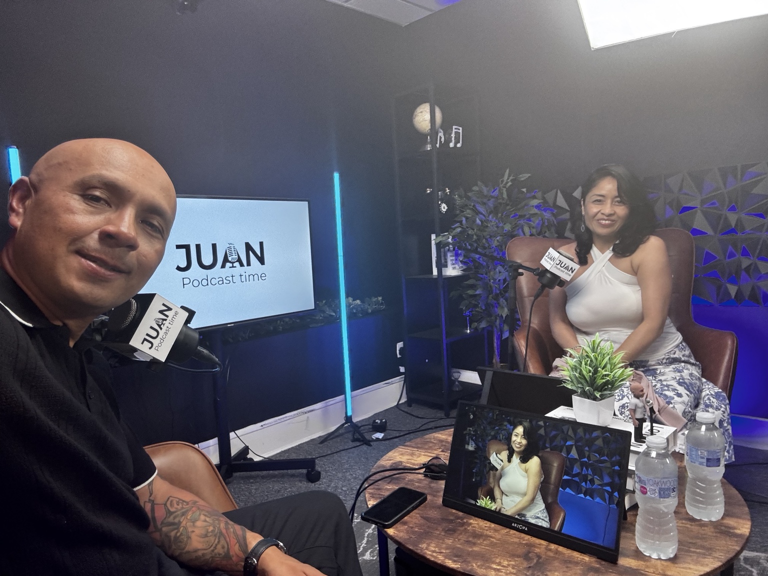 Grabación con invitada en JuanPodcastime